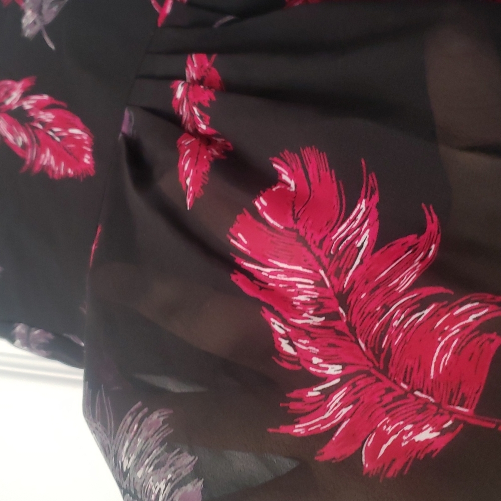 2 Pc Feather Print Sheer Top Set - image 3